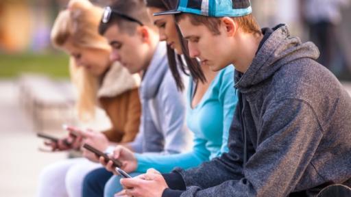  Гласуваха за единно зарядно за телефоните в Европейски Съюз 