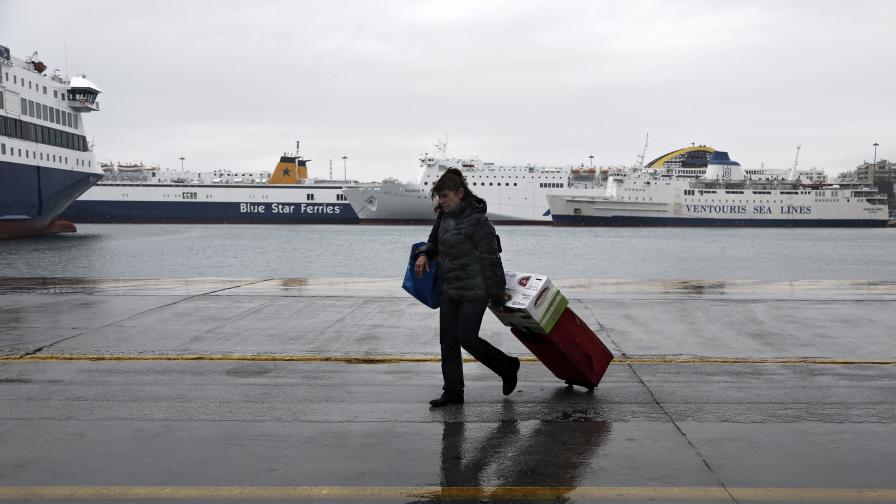 Китайци поемат най-голямото пътническо пристанище в Европа