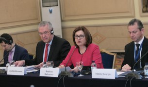 Херман: Не целим България да стане чакалня за бежанците