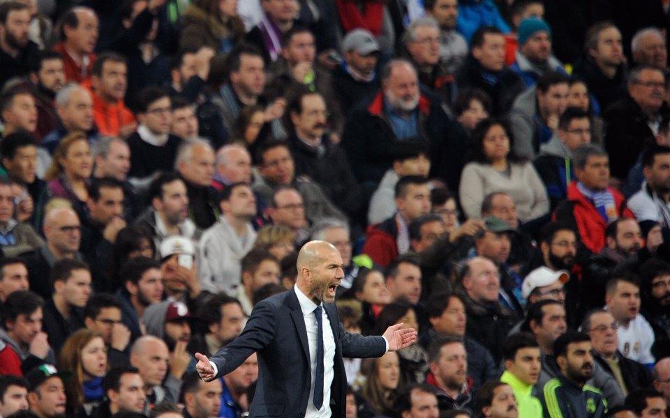 Президентът на Реал държи сметка на Зидан защо пуска Арбелоа