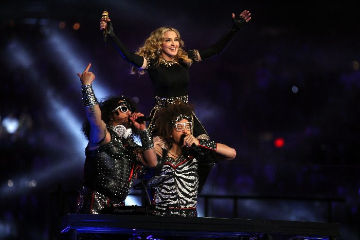Мадона на "Супер Бол"