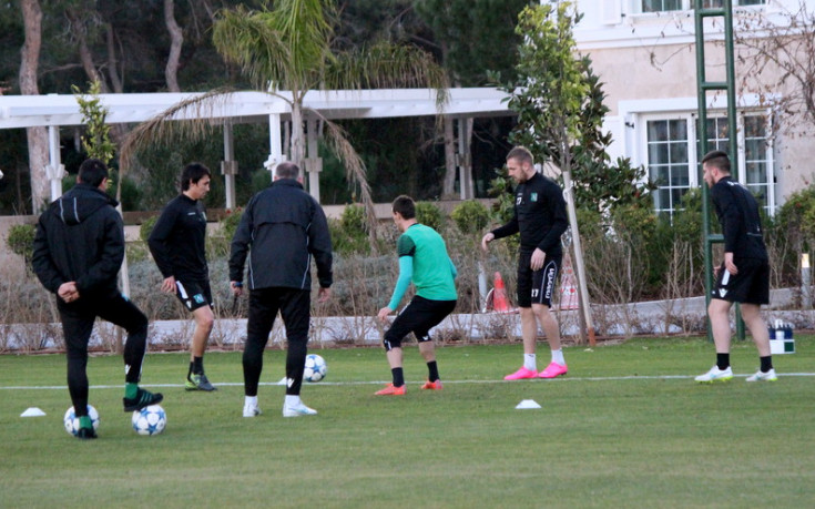 Лудогорец се справи със съпротивата на Етър