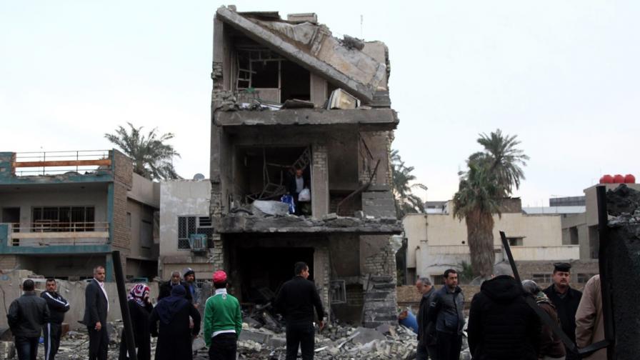 Атакуваният търговски център на 11 януари в Багдад
