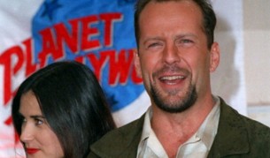 Брус Уилис и Деми Мур в нова любовна връзка на екрана