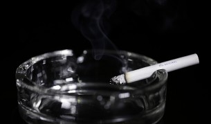 Слагат стряскащи картинки на кутиите с цигари