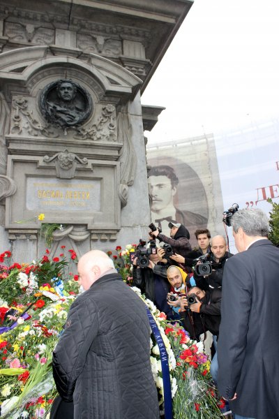 Левски Апостола паметник годишнина1