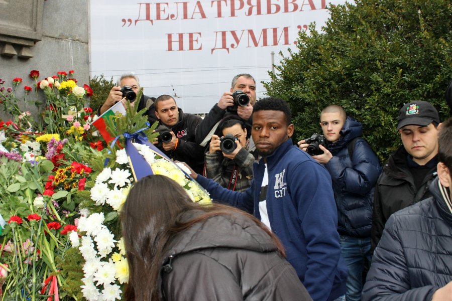 Левски Апостола паметник годишнина1