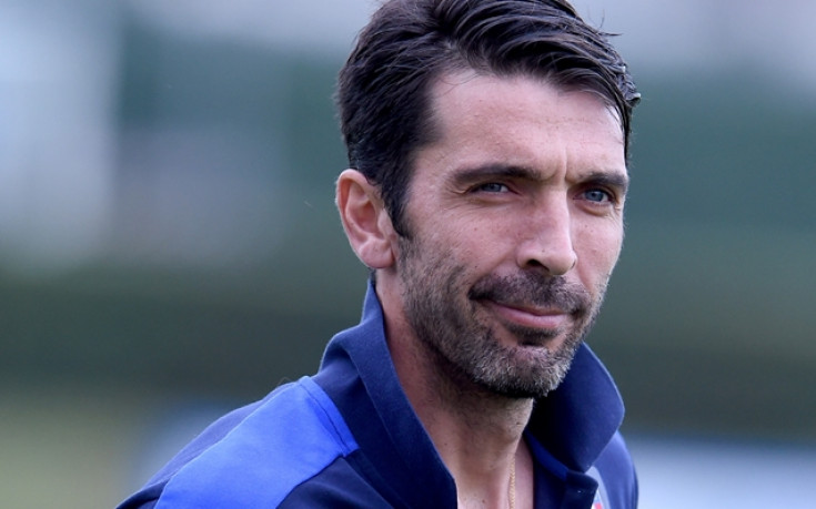 Буфон: С Бонучи, Киелини и Бардзали сме като часовников механизъм