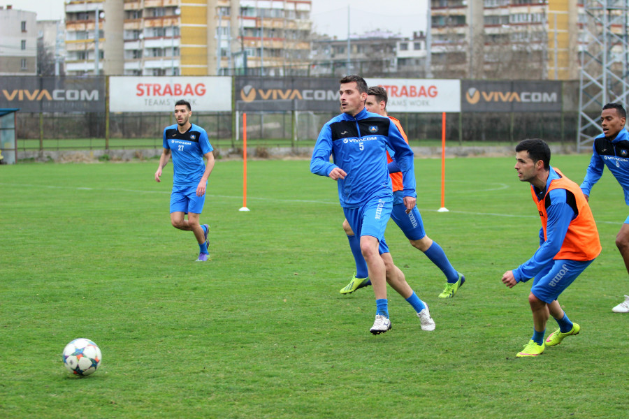 Левски тренира преди Черно море1