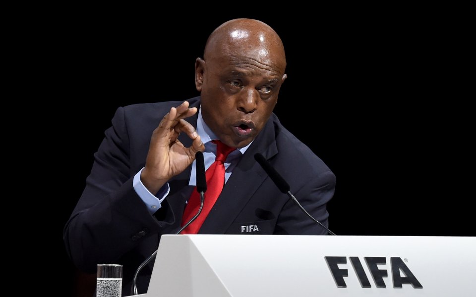 Токио се отказа от борбата за ФИФА