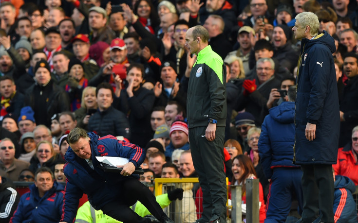 Ван Гаал вдъхнови куп шеговити колажи