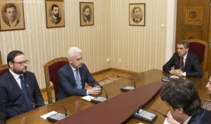 "Атака" иска да даде гръцката блокада на съд