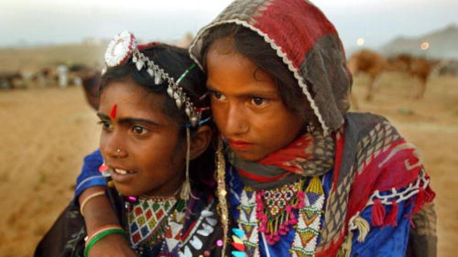 Индия готова да признае всички роми по света