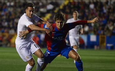 Дузпа, автогол и най-накрая три точки за Реал