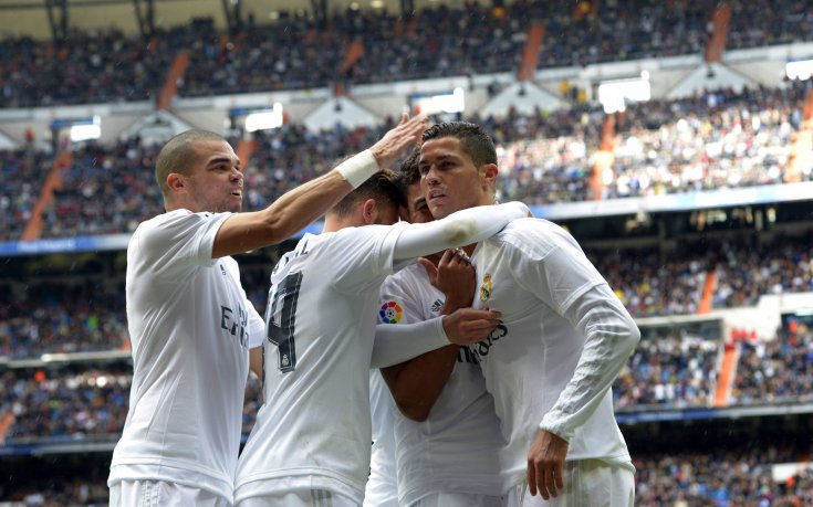 Роналдо бележи нови постижения