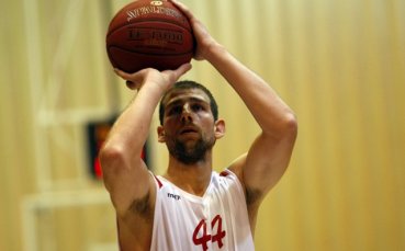 Чавдар Костов донесе успех на Кавала