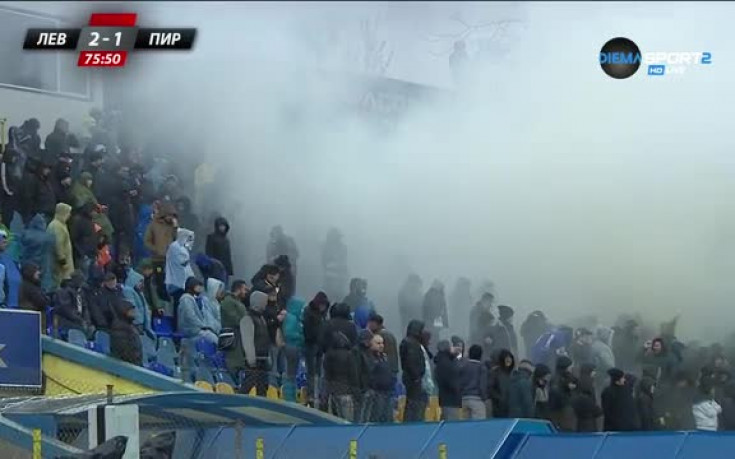 Димна завеса на 