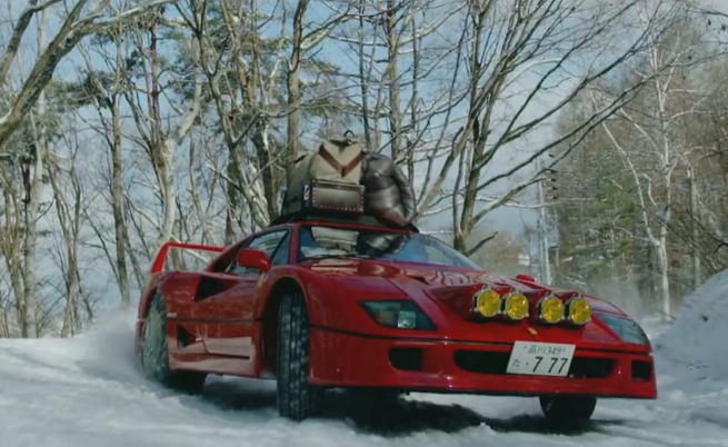 „Ферари“ F40 върху сняг е гаранция за страхотно изживяване