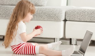 Децата: "Фейсбук" знае всичко и ти го показва