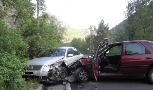 Мъж на 79 катастрофира в Кресненското дефиле