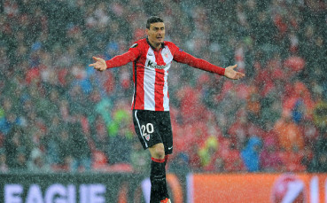 Контузия вади Адурис до края на сезона?