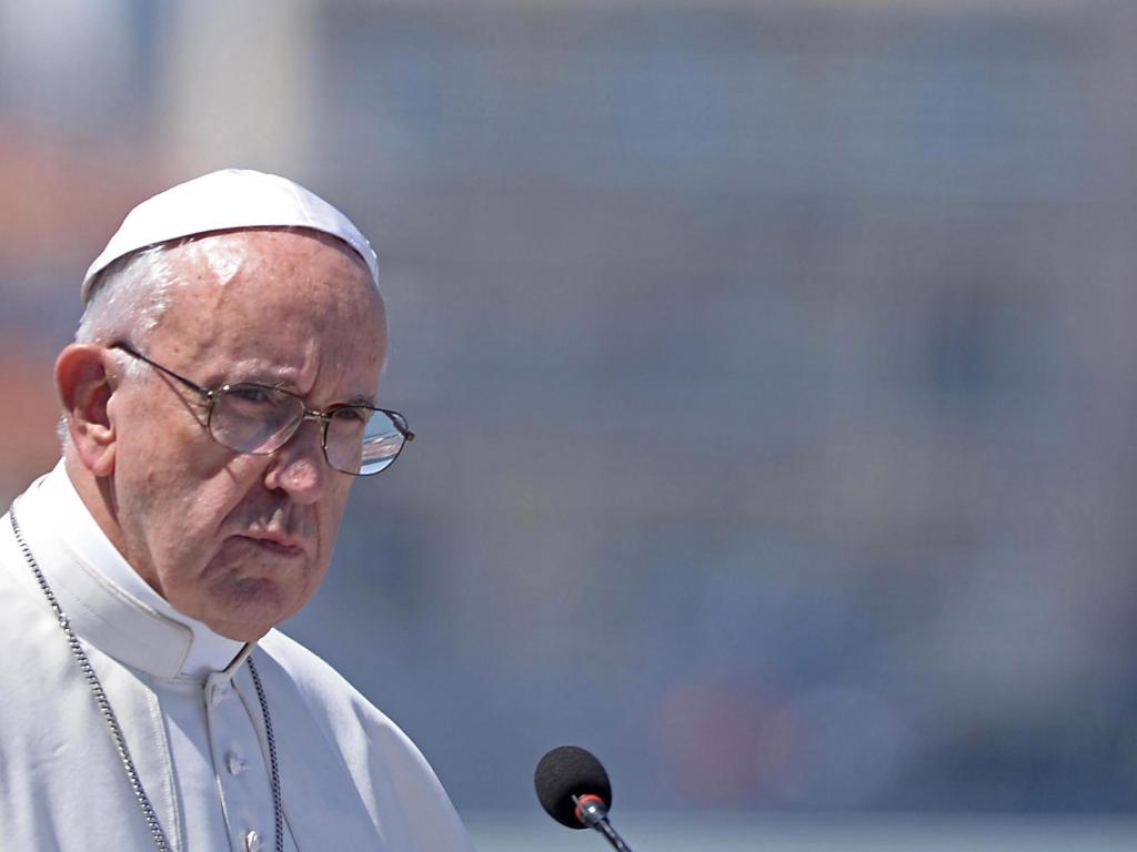 Папа Франциск е обезпокоен че международното внимание се измества от