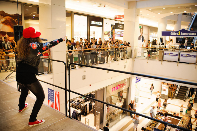 В рамките на три дена в Mall of Sofia се разкри индивидуалността на модните столици Лондон, Париж, Ню Йорк