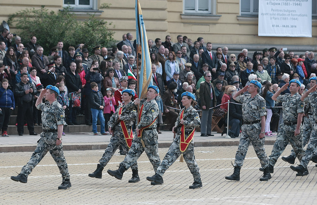 Военния парад в столицата на представителните части на Българската армия