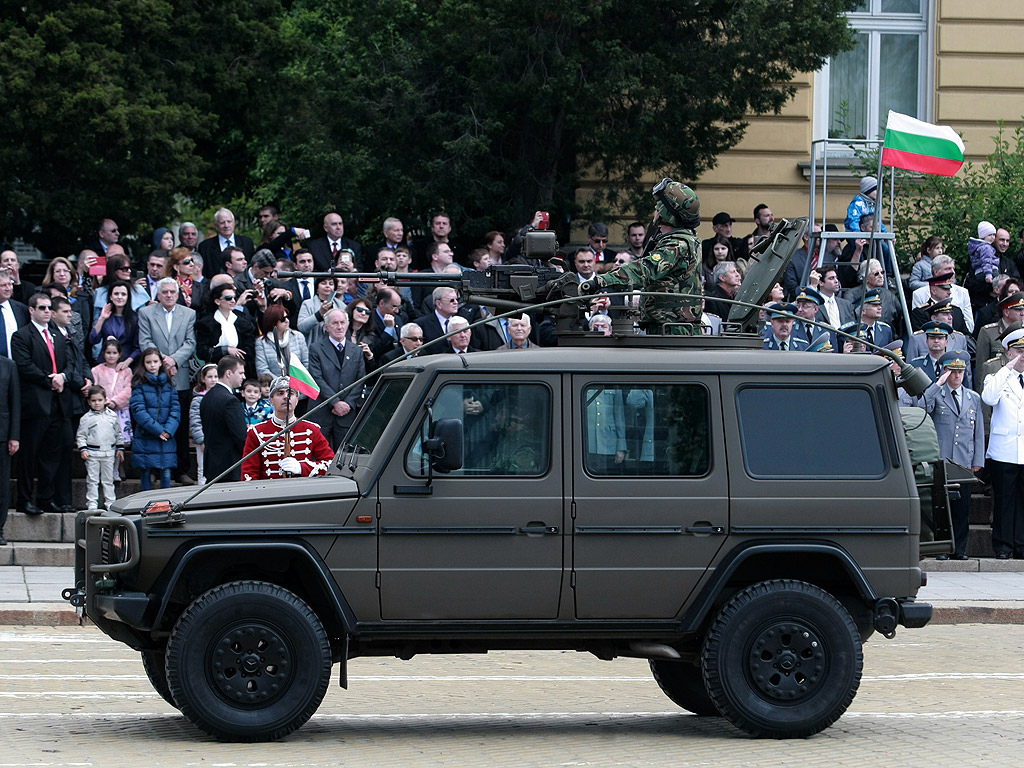 Военния парад в столицата на представителните части на Българската армия