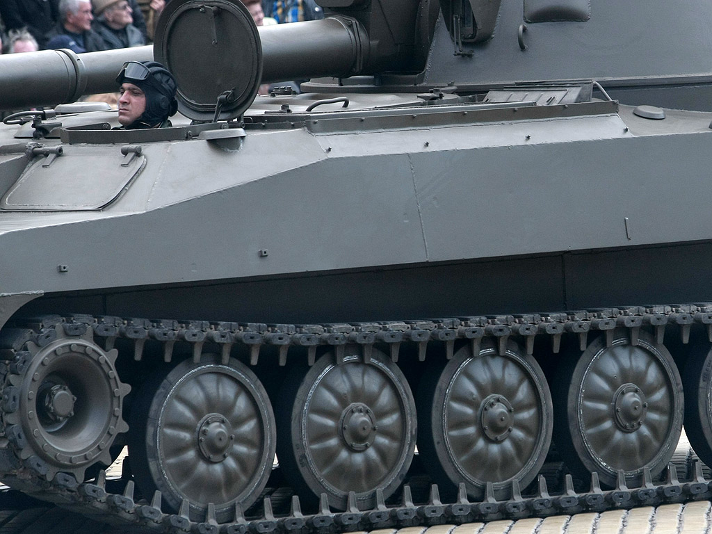 Военния парад в столицата на представителните части на Българската армия
