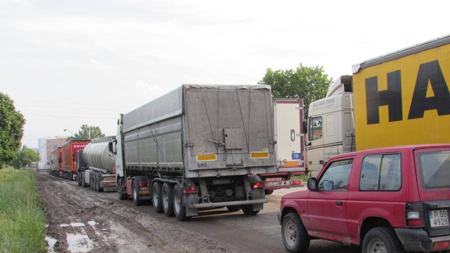 Убити и ранени в няколко катастрофи днес