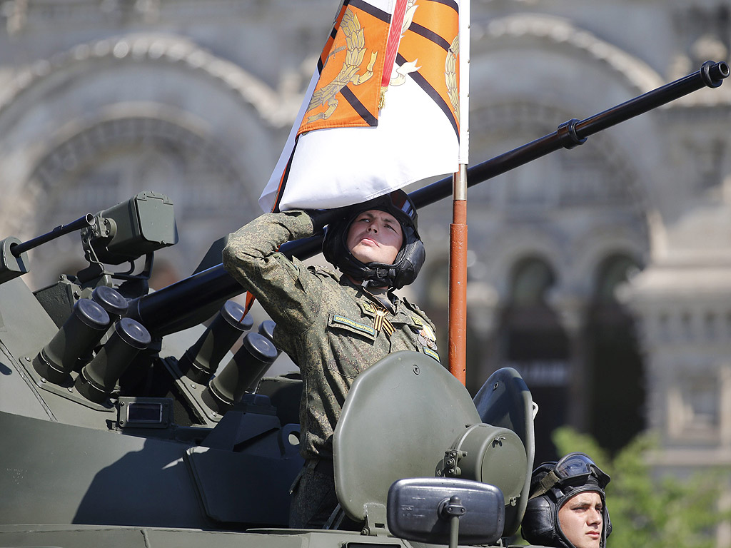 Парад в Москва за 71 години от съветската победа над нацистка Германия