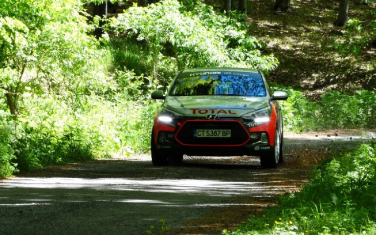 Усилена подготовка за пилотите на Hyundai Racing Trophy преди рали България