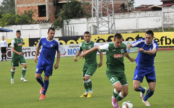 Монтана се запъти с експреса за Втора лига, загуби от Пирин