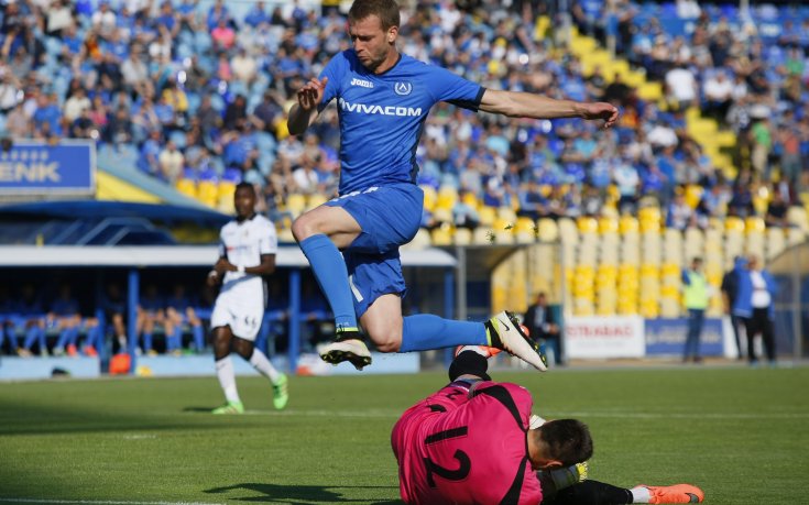 Венци Христов още не е наясно дали остава в Левски