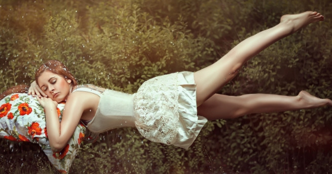 Случвало ли ви се е да говорите или да ходите