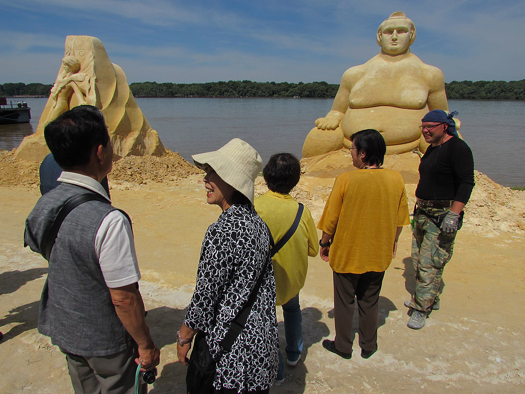 Международен фестивал на пясъчните фигури в град Русе