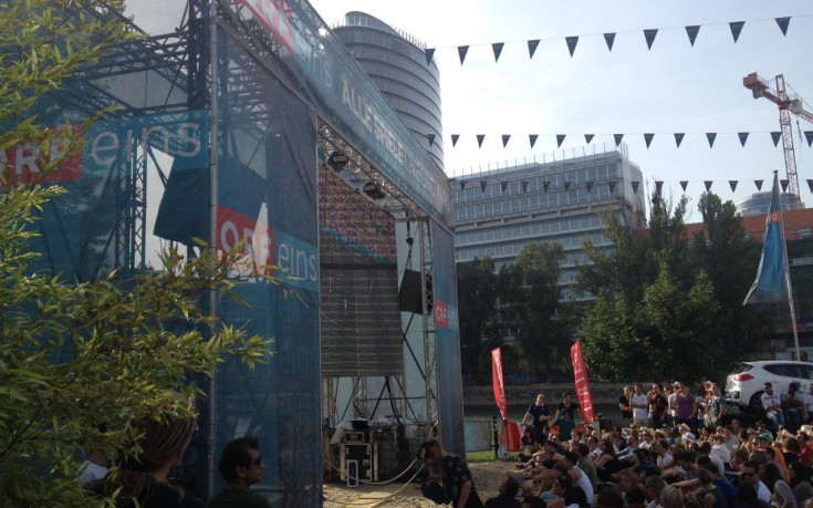 Истинска фензона отваря врати за мачовете от Евро 2016