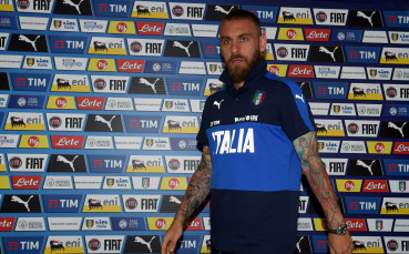 Де Роси и докторите на Италия в неравна битка с времето