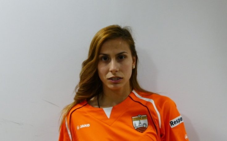 Евдокия Попадинова и отбора й победиха Челси за Купата