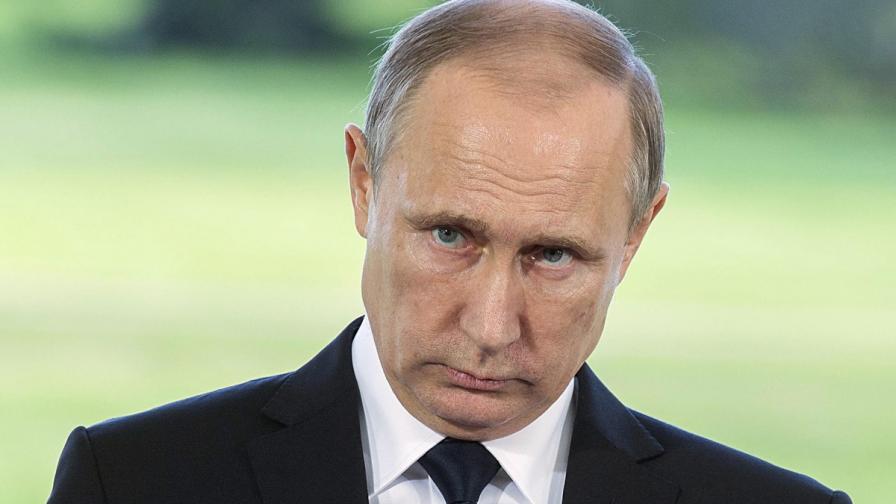 Путин изстреля 4 ракети. Има ли връзка с кризата с КНДР