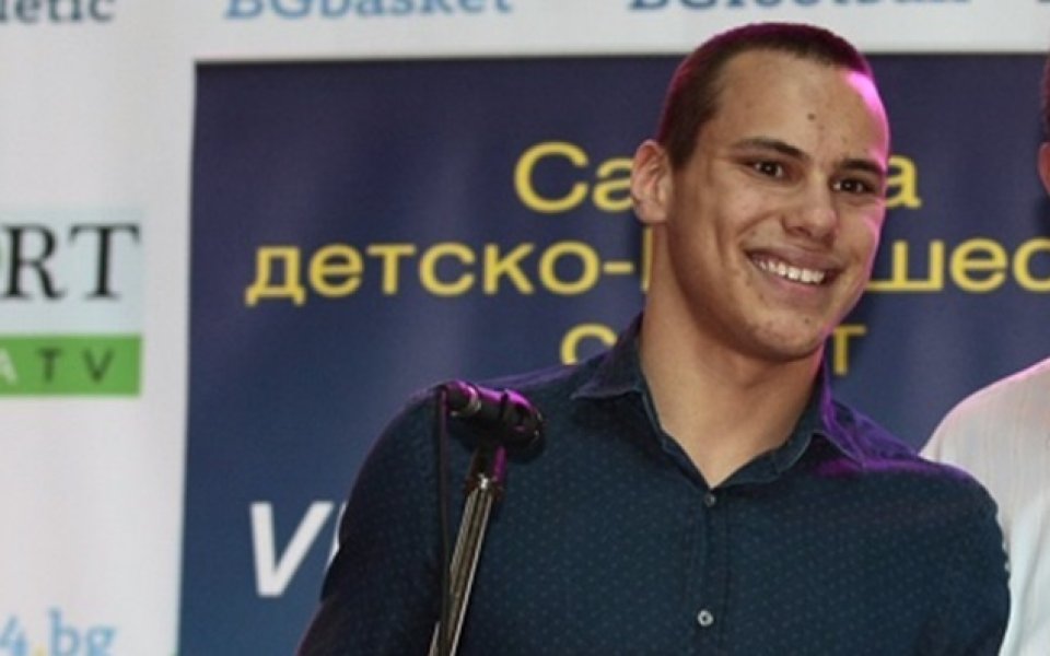 Антъни Иванов с нов национален рекорд