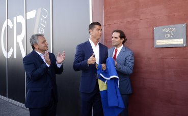 Роналдо тръгна на пазар, предизвика еуфория