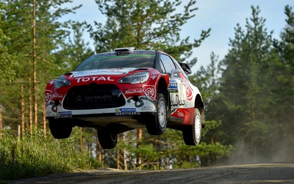 Крис Мийк подписа с Тойота във WRC