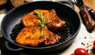 Вкусни пържолки по лятна рецепта