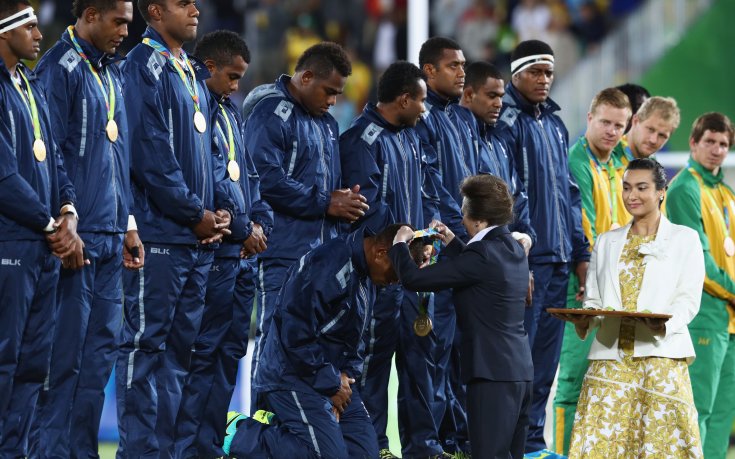 Златните медалисти от Фиджи се прибраха в родината си