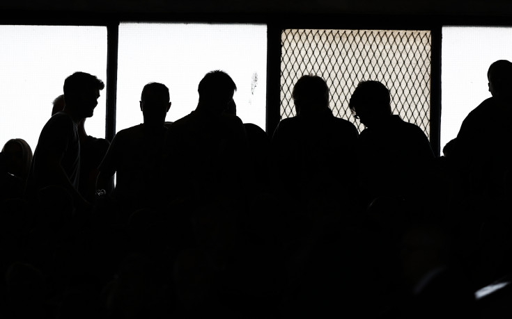 Евертън спря мачовете за фена, който удари вратаря на Лион