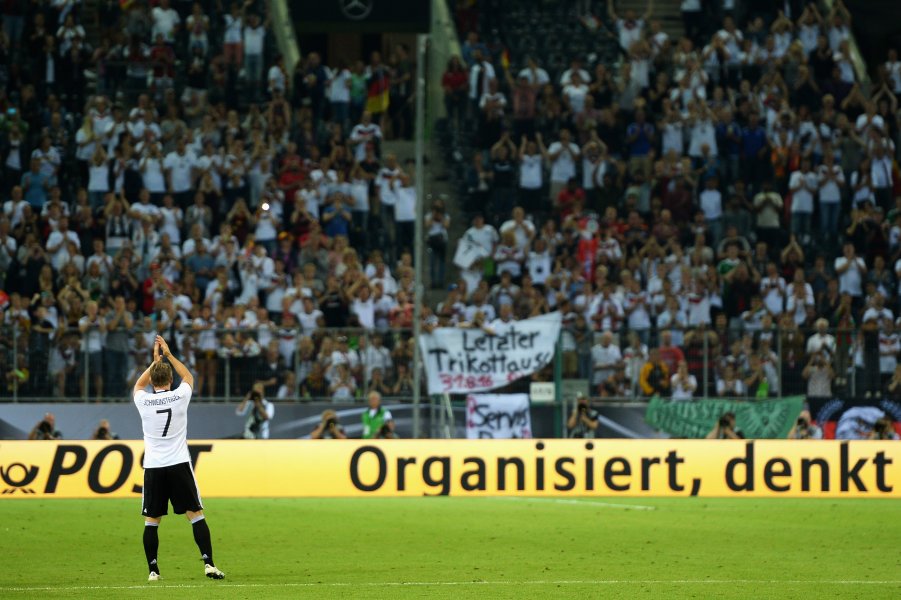 Швайнщайгер се сбогува със сълзи на очи с Германия1