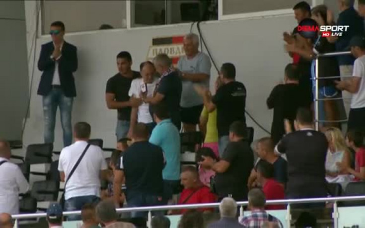 Със сълзи: Награда за Садъков и другите легенди на Локо Пд