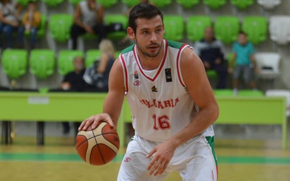 Александър Янев дебютира в Адриатическата лига